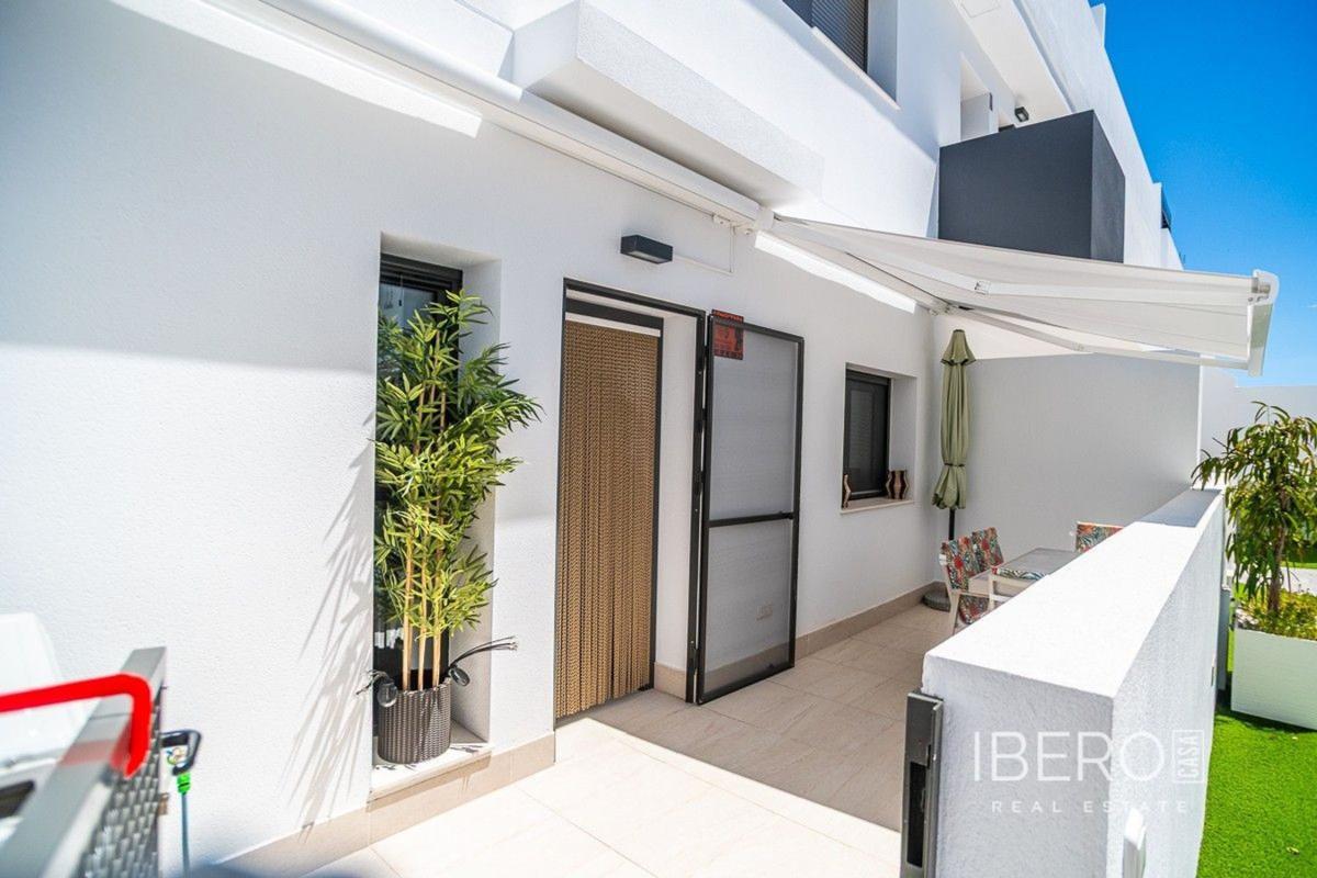 Venta de piso en Piso en Avenida Mediterráneo, Los Balcones - Los Altos del Edén, Torrevieja, Torrevieja
photo 5