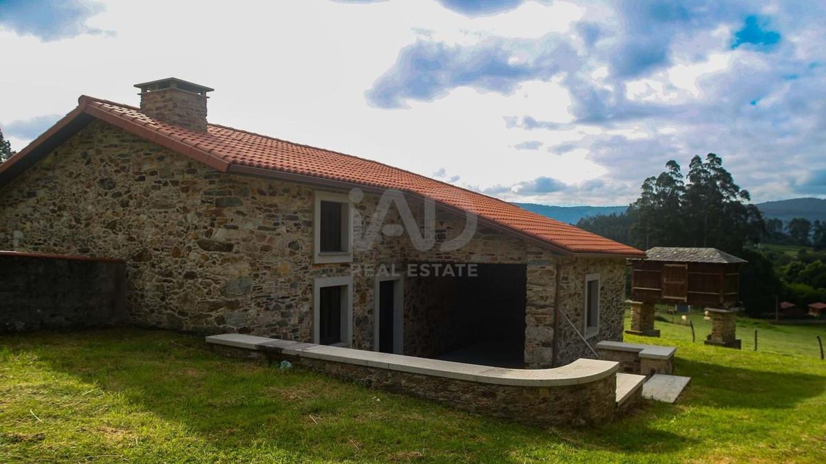Sale of independent chalet in Casa o chalet en Sedes-Pedroso-Doso, Narón, Narón
photo 1