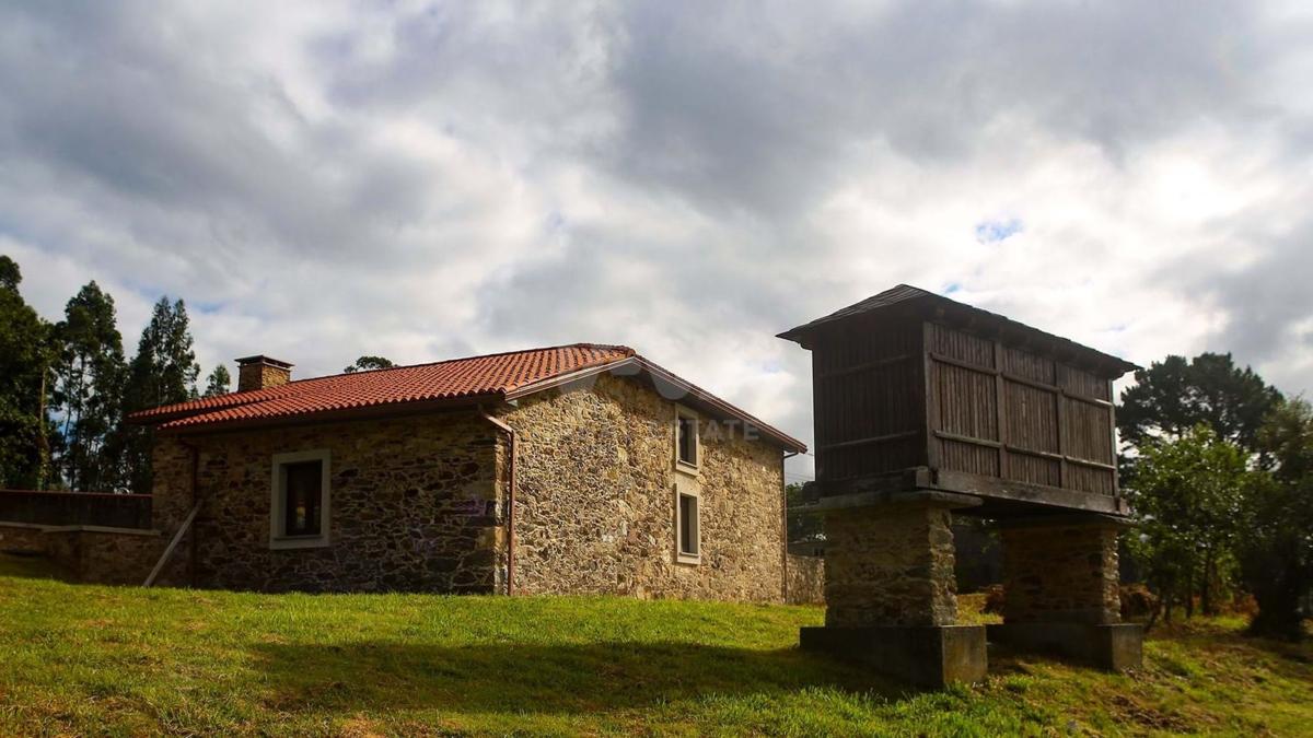 Sale of independent chalet in Casa o chalet en Sedes-Pedroso-Doso, Narón, Narón
photo 2