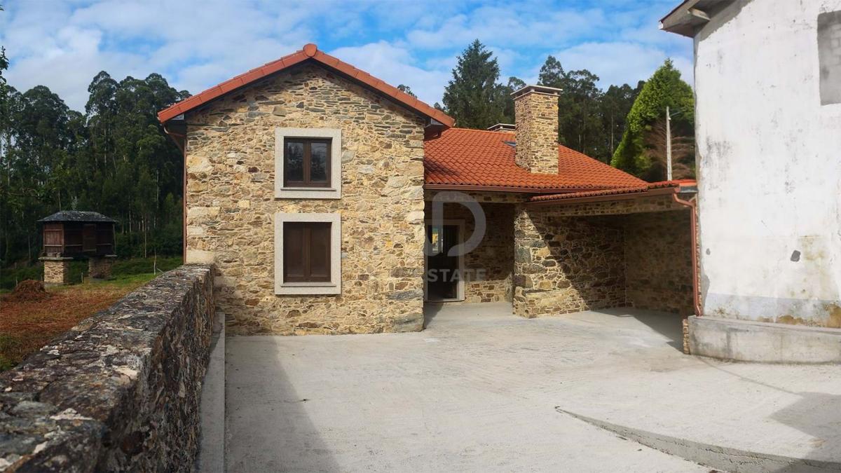 Sale of independent chalet in Casa o chalet en Sedes-Pedroso-Doso, Narón, Narón
photo 3