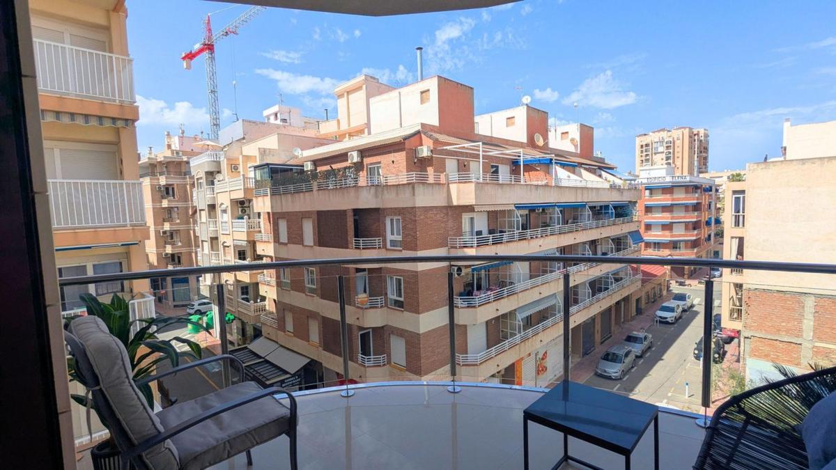 Venta de piso en Piso en Calle Suecia, 3, Playa de los Locos, Torrevieja, Torrevieja
photo 5