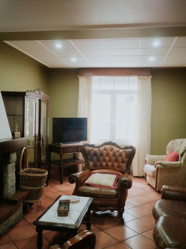 Properties for sale and rent in Spain photo 2