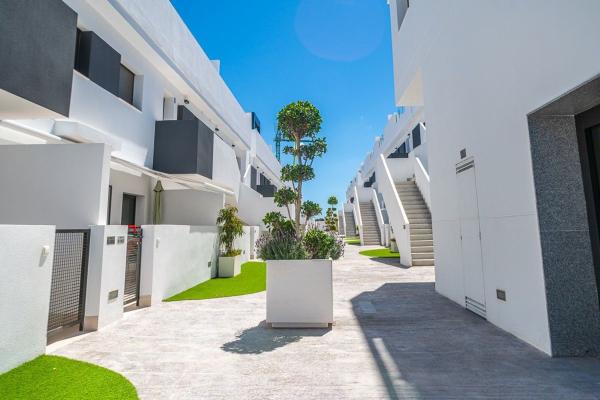 Duplex for sale on Dúplex en Calle Javea, Los Balcones - Los Altos del Edén, Torrevieja, Torrevieja photo 2