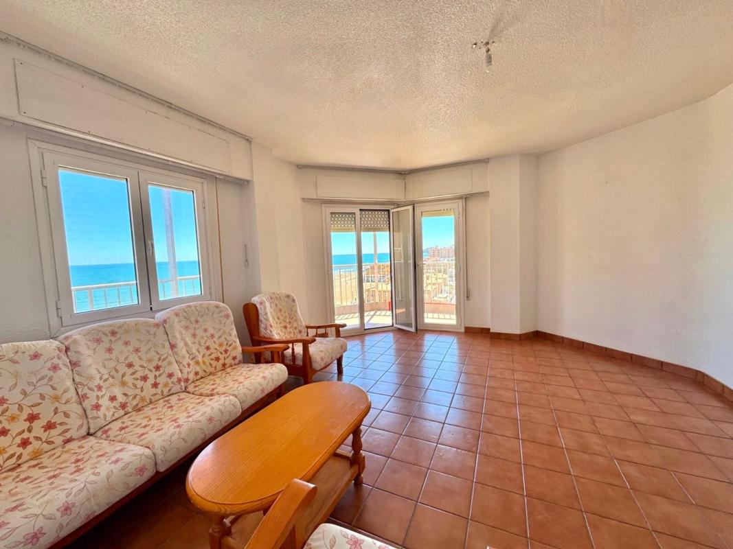 Venta de piso en Piso en Gaspar Perrelló, Torrevieja, Torrevieja
 photo 5