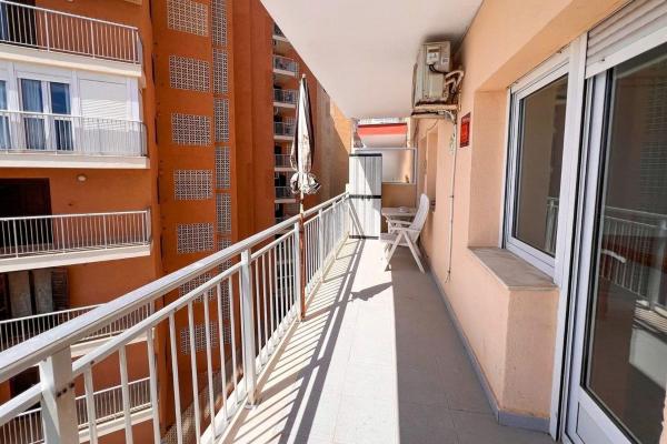 Venta de piso en Piso en Calle Maestro Parada, 5, Playa del Cura, Torrevieja, Torrevieja
thumbnail 3