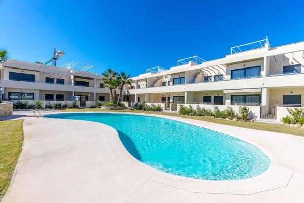 Venta de piso en Piso en Calle Maestro Quino, La Veleta, Torrevieja, Torrevieja
thumbnail 2