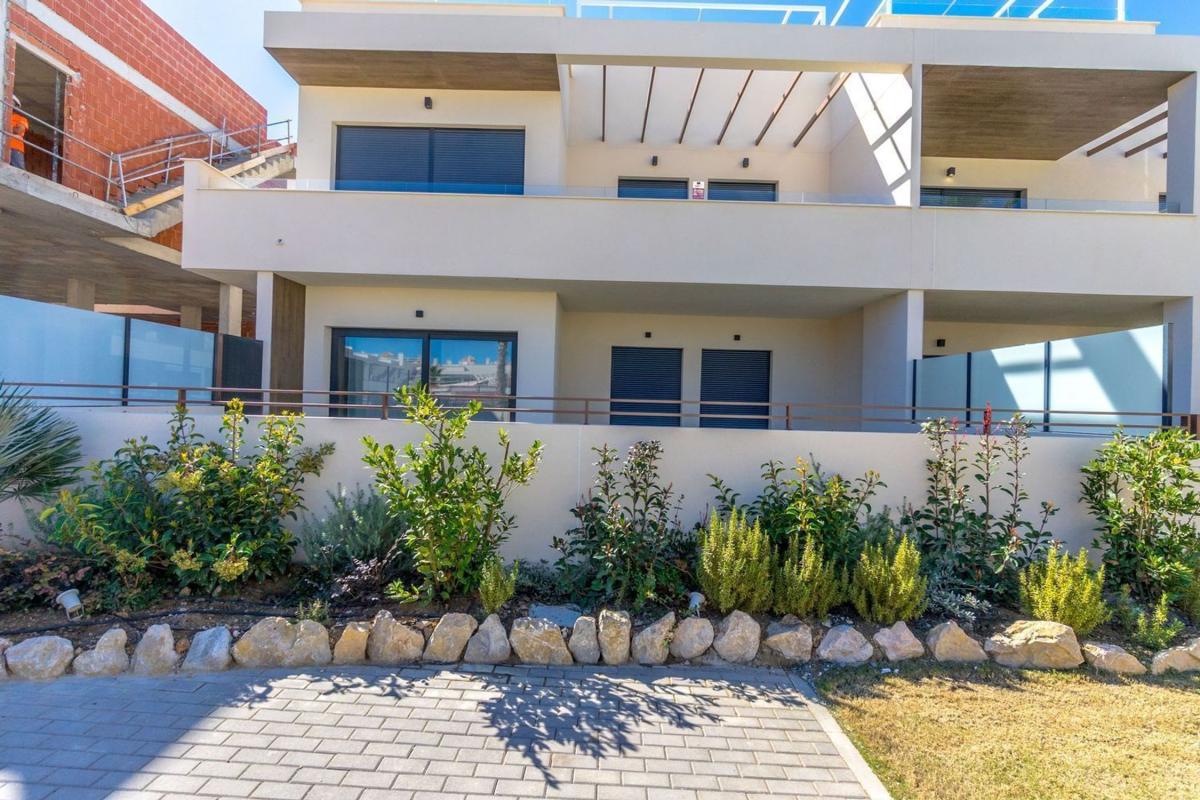 Продажа квартиры на Piso en Calle Maestro Quino, La Veleta, Torrevieja, Торревьеха
photo 5
