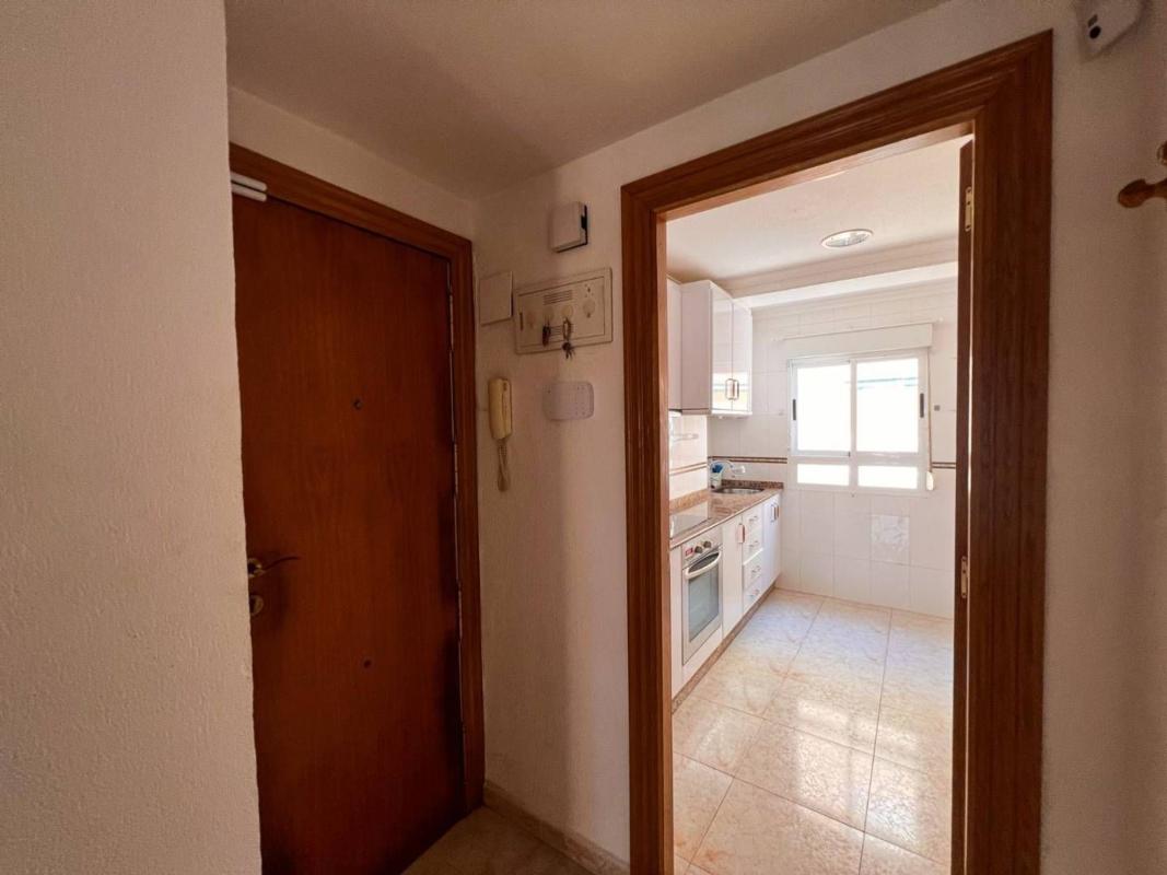 Venta de piso en Piso en Avenida de los Marineros, Playa del Cura, Torrevieja, Torrevieja
photo 4