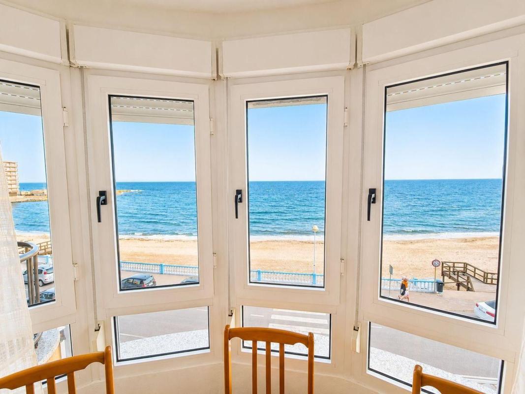 Sprzedaż mieszkania w Piso en Playa de los Locos, Torrevieja, Torrevieja
photo 2