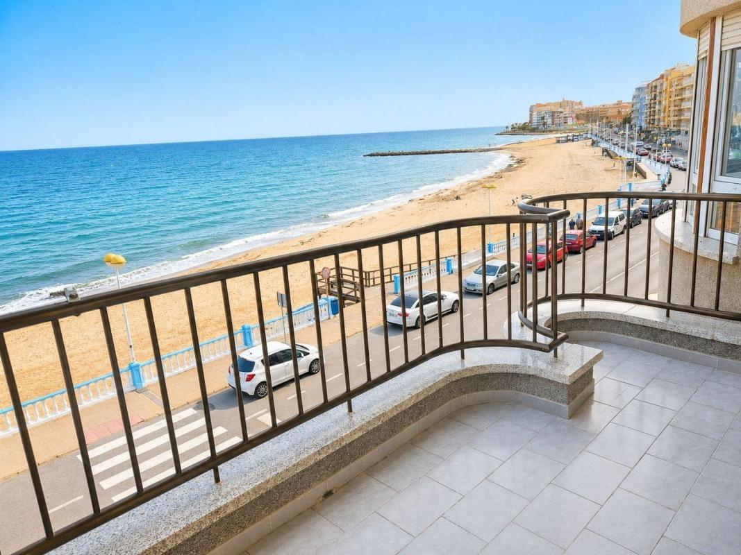 Sprzedaż mieszkania w Piso en Playa de los Locos, Torrevieja, Torrevieja
photo 5