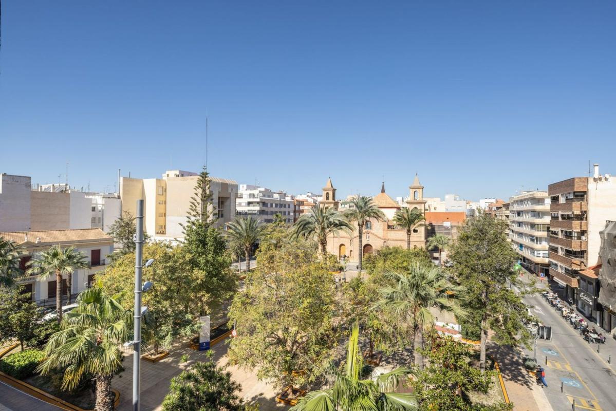 Sprzedaż mieszkania w Piso en Las Piscinas Naturales, Torrevieja, Torrevieja
photo 3