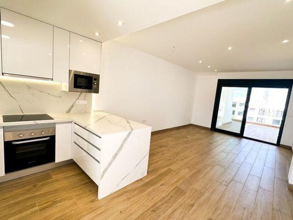 Продажа квартиры на Piso en Los Balcones - Los Altos del Edén, Torrevieja, Торревьеха
thumbnail 3