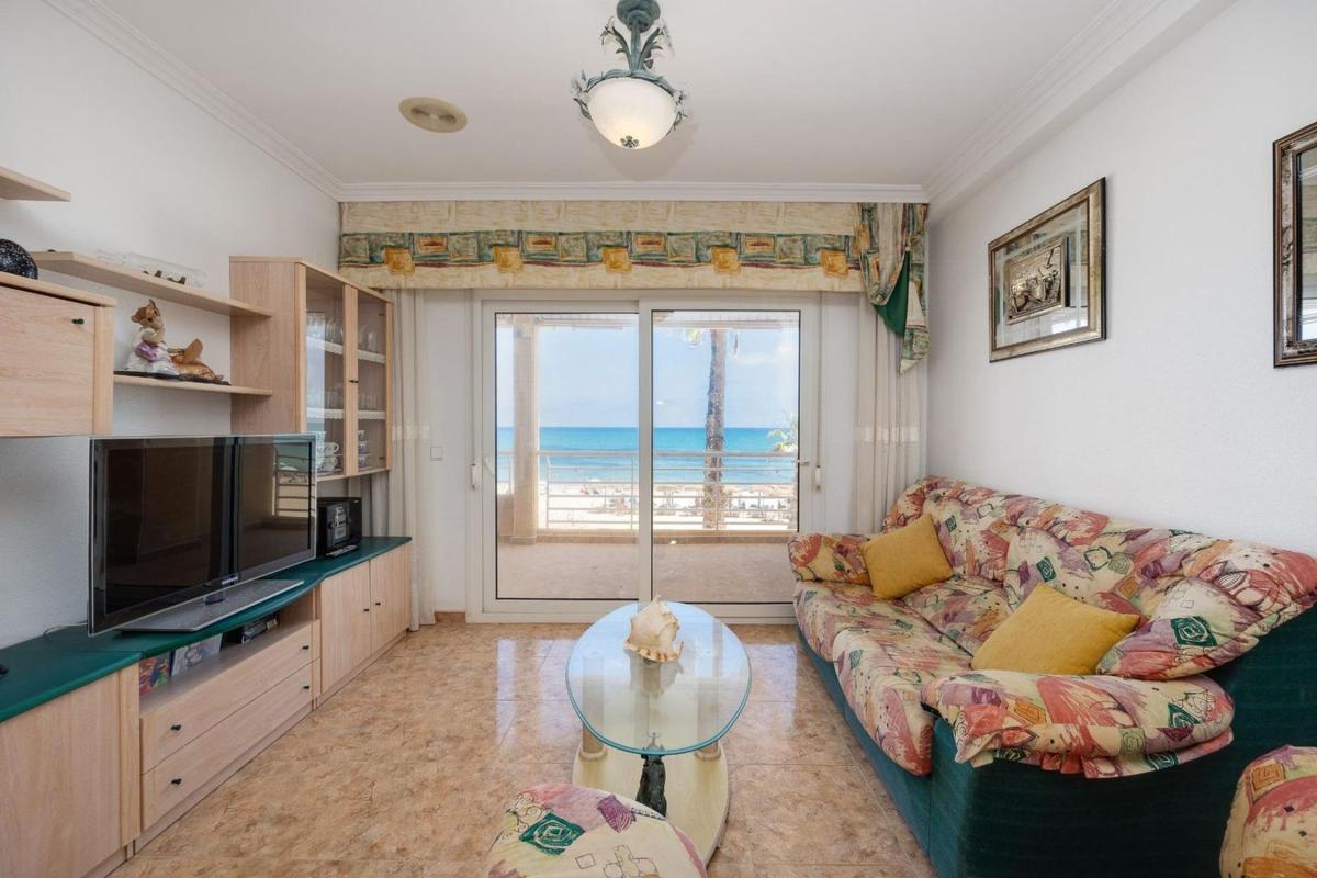 Продажа квартиры на Piso en Calle Mayor, Gaspar Perrelló, Torrevieja, Торревьеха
photo 2