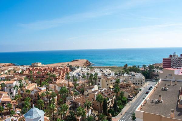 Venta de piso en Piso en Zona los Frutales, Torrevieja, Torrevieja
photo 1