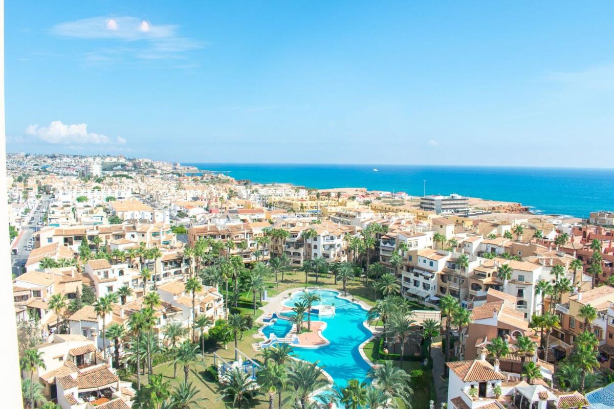Продажа квартиры на Piso en Zona los Frutales, Torrevieja, Торревьеха
 photo 2