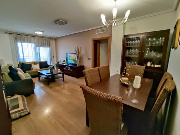 Продажа квартиры на Piso en Antonio Machado, Torrevieja, Торревьеха
photo 1