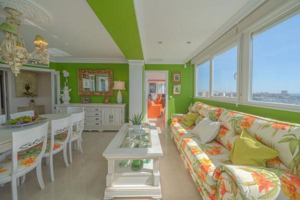 Venta de piso en Piso en Avenida Doctor Gregorio Marañón, El Acequión, Torrevieja, Torrevieja
thumbnail 3