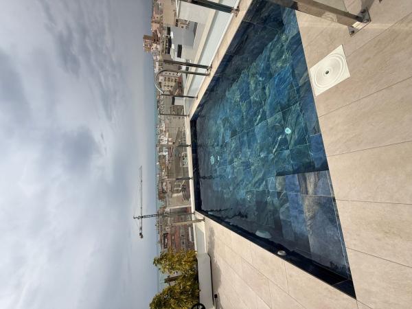Venta de piso en Piso en Calle Ramón Gallud, 148, Las Piscinas Naturales, Torrevieja, Torrevieja
photo 1