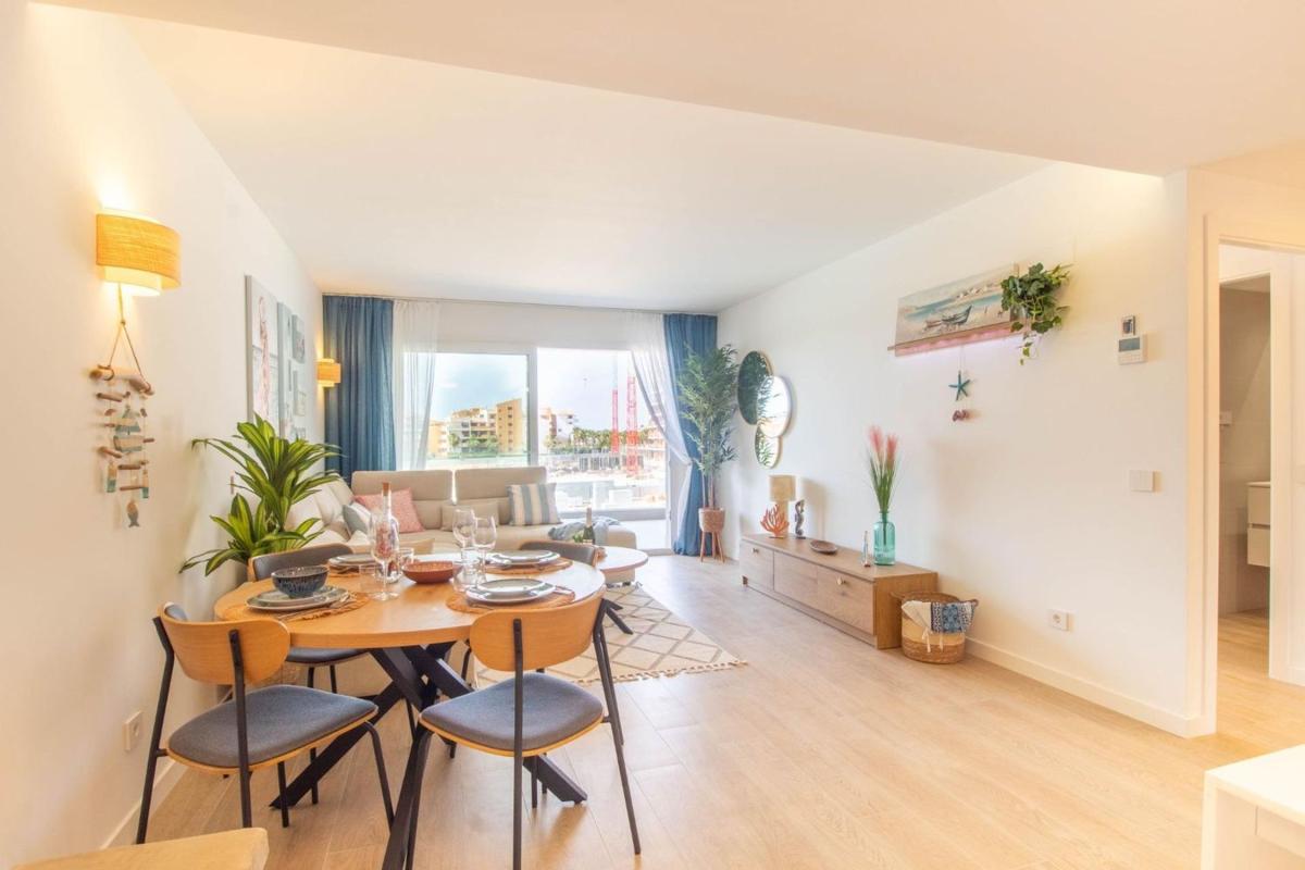 Продажа квартиры на Piso en Avenida de las Olas, Punta Prima, Torrevieja, Торревьеха
 photo 3