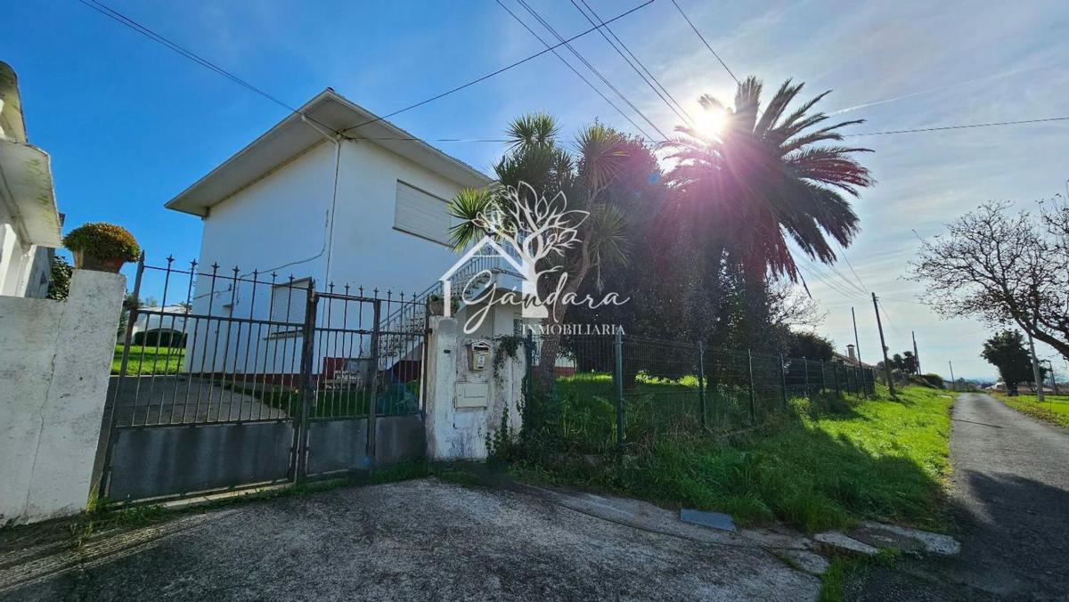 Sale of independent chalet in Casa o chalet en Camino da Cortiña de Castro, San Mateo-Castro-O Val, Narón, Narón
photo 1