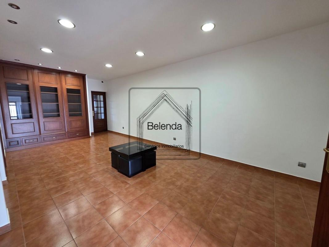 Properties for sale and rent in Spain photo 3