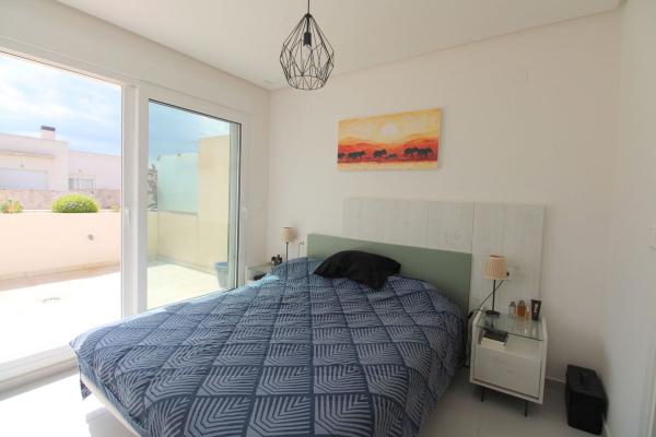 Chalet adosado en Parque Acuático - Sector 25, Torrevieja photo 4