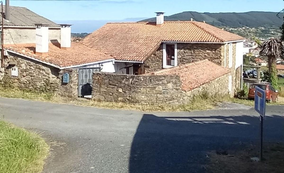 Properties for sale and rent in Spain photo 1