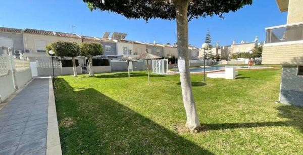 Sprzedaż mieszkania w Piso en El Molino, Torrevieja, Torrevieja
thumbnail 2