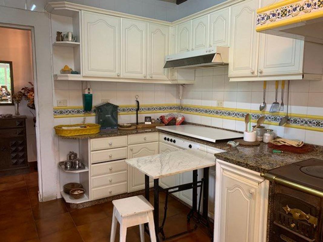 Properties for sale and rent in Spain photo 3