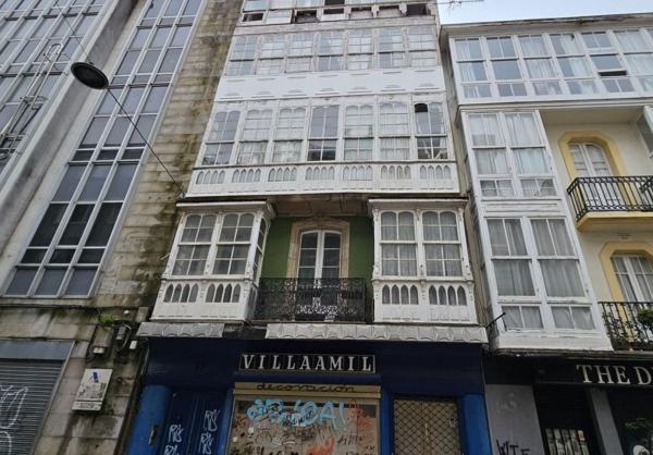 Chalet adosado en Calle Magdalena, Centro, Ferrol photo 1
