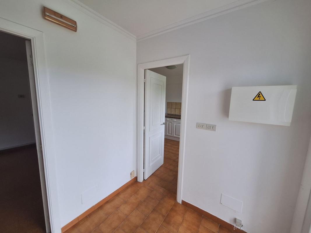 Properties for sale and rent in Spain photo 4