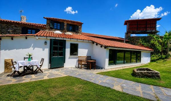 Casa de pueblo en Trasanquelos s/n, Oza-Cesuras photo 1