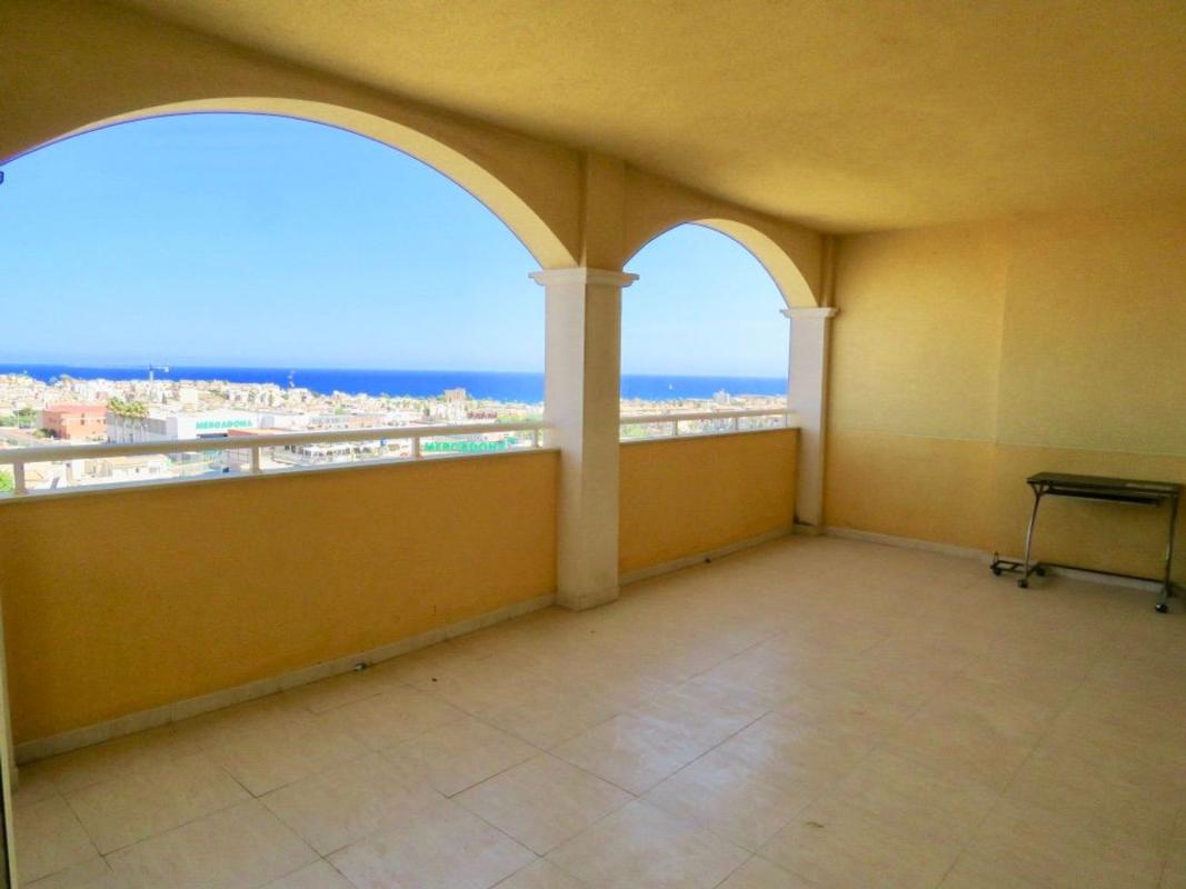 Penthouse sale in  Ático en Ronda Vial, 1 a, Torreblanca, Torrevieja, Torrevieja photo 2