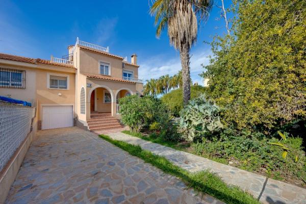 Casa o chalet independiente en Calle James Ensor, La Siesta - El Salado - Torreta, Torrevieja photo 4