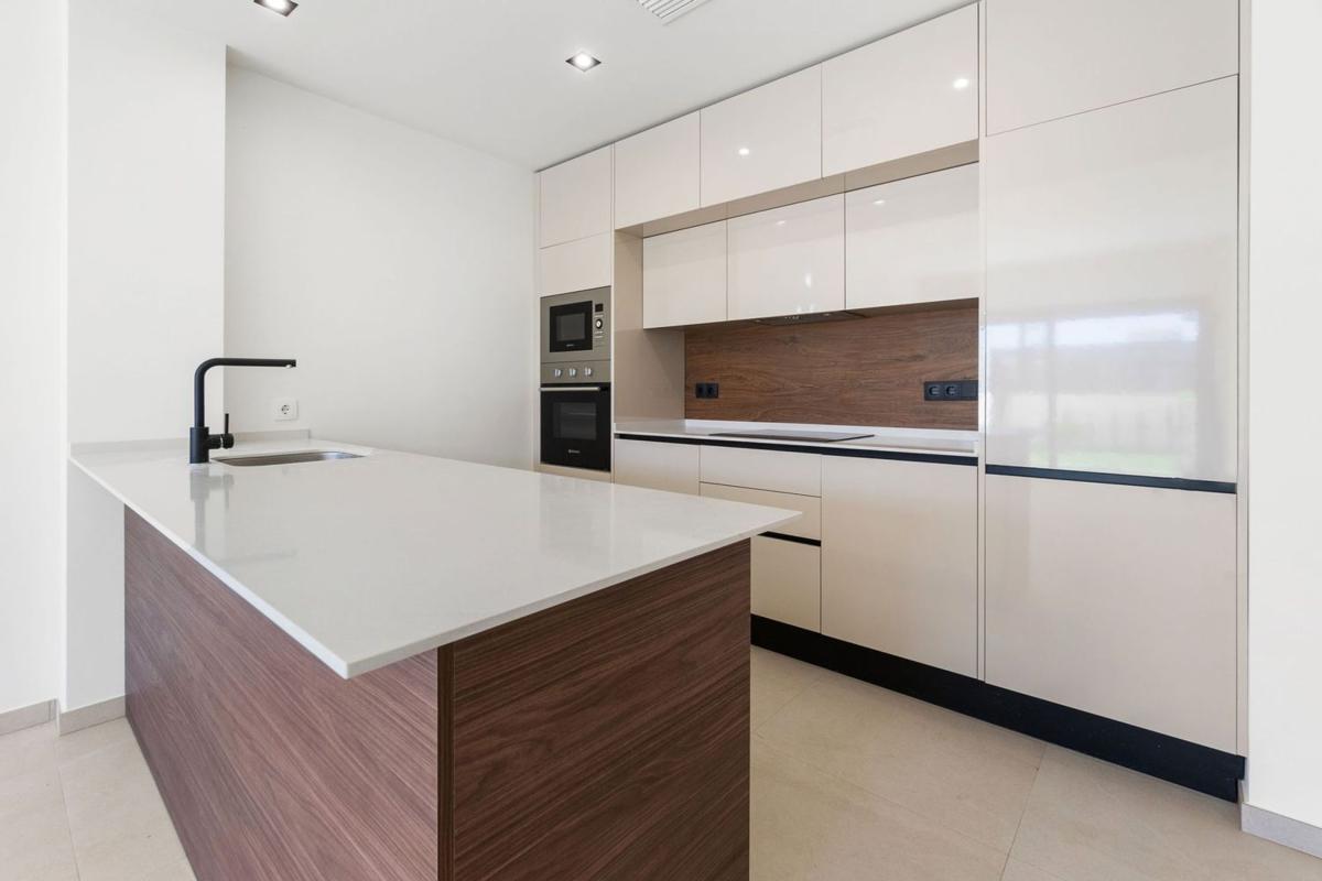 Venta de piso en Piso en Calle Nicolás Copérnico, 2, La Veleta, Torrevieja, Torrevieja
photo 3