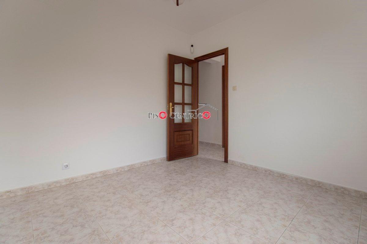 Properties for sale and rent in Spain photo 5