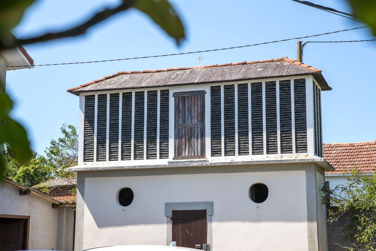 Properties for sale and rent in Spain photo 2
