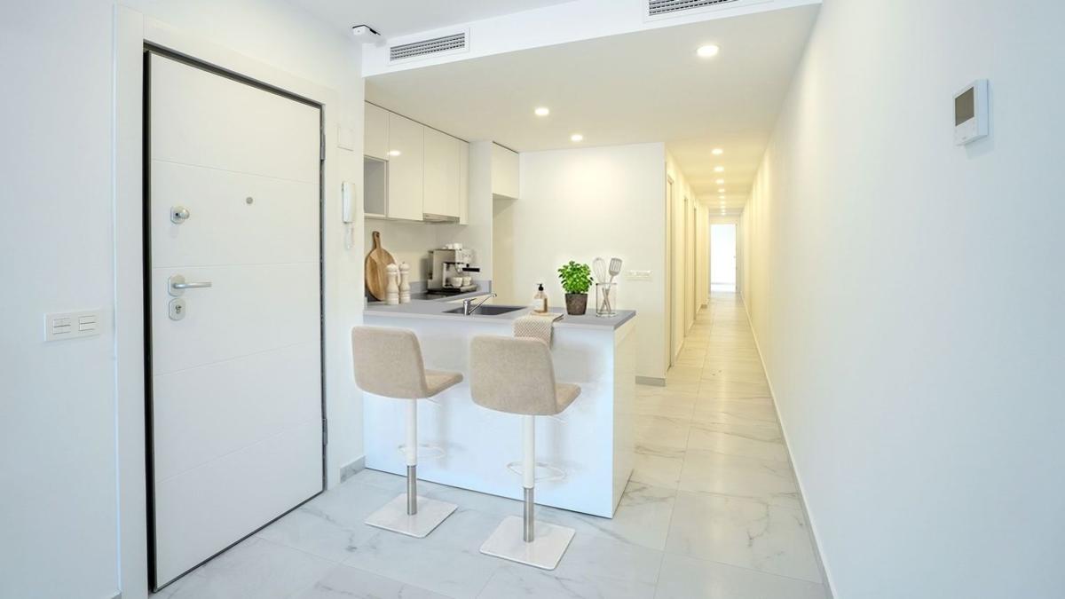 Venta de piso en Piso en Paseo de la Libertad, 1, Centro - Muelle Pesquero, Torrevieja, Torrevieja
 photo 2