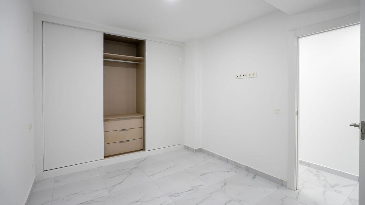 Venta de piso en Piso en Paseo de la Libertad, 1, Centro - Muelle Pesquero, Torrevieja, Torrevieja
 photo 4