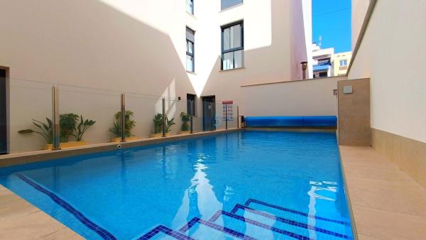 Venta de piso en Piso en Las Piscinas Naturales, Torrevieja, Torrevieja
thumbnail 3