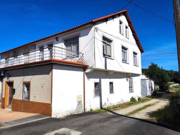 Chalet pareado en Ac-552, Laracha photo 1