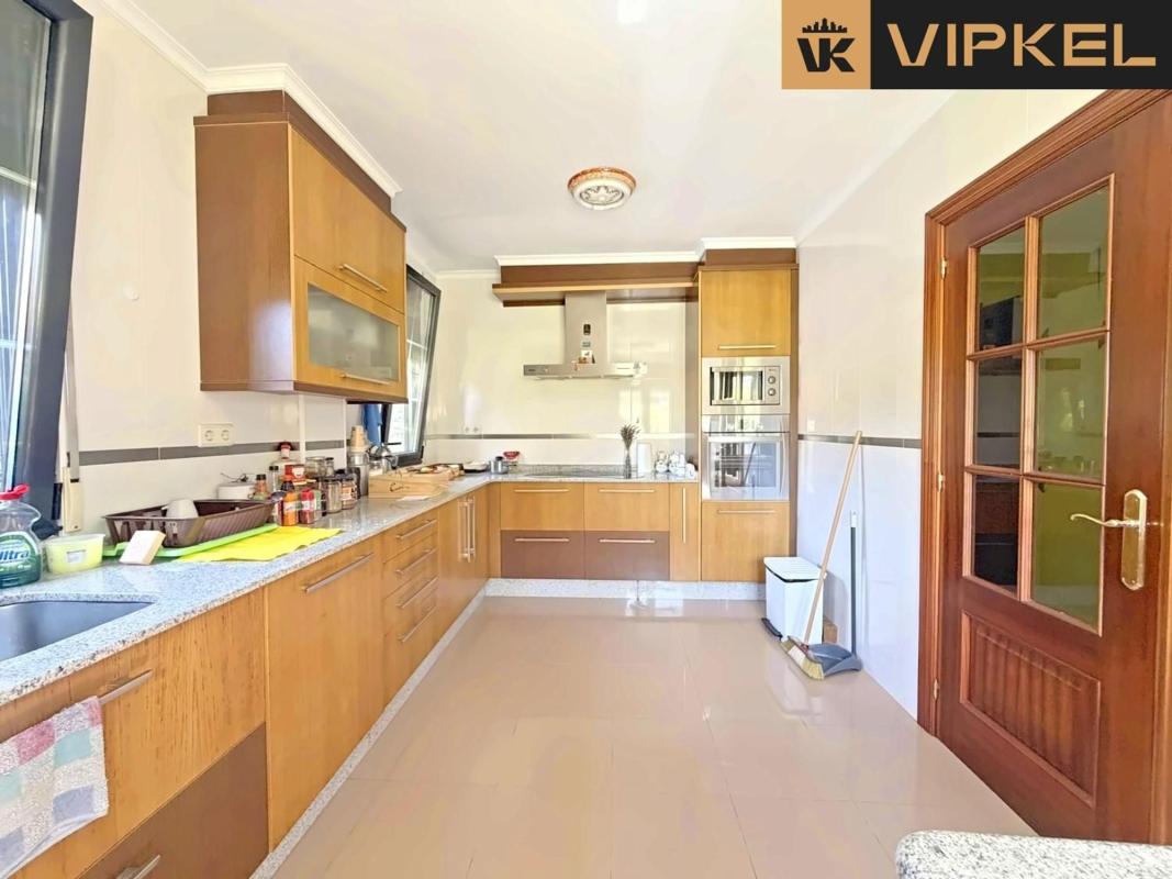 Properties for sale and rent in Spain photo 5