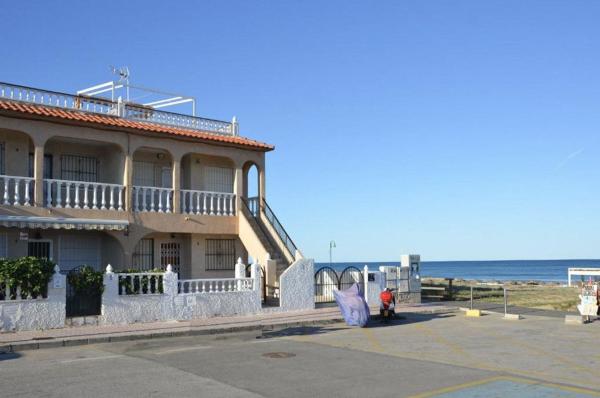 Casa o chalet independiente en Avenida de Soria, Los Europeos, Torrevieja photo 1