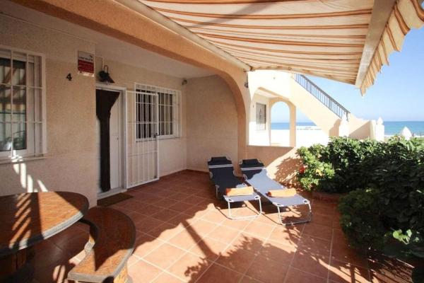 Casa o chalet independiente en Avenida de Soria, Los Europeos, Torrevieja photo 4