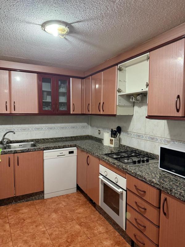Venta de piso en Piso en Calle del Doctor Bergez, 56, Carolinas Altas, Alicante / Alacant, Alicante / Alacant
photo 1