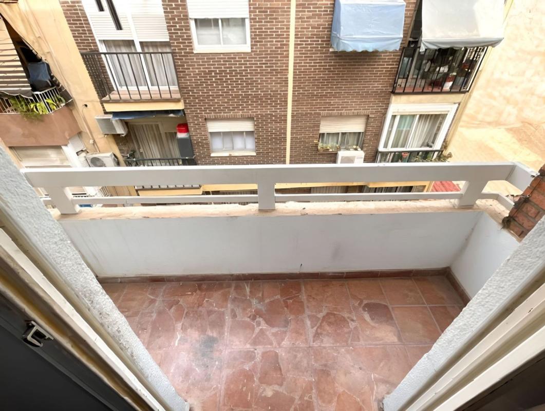 Sale of apartment in Piso en Calle Doctor Buades, Carolinas Altas, Alicante / Alacant, Alicante
photo 4