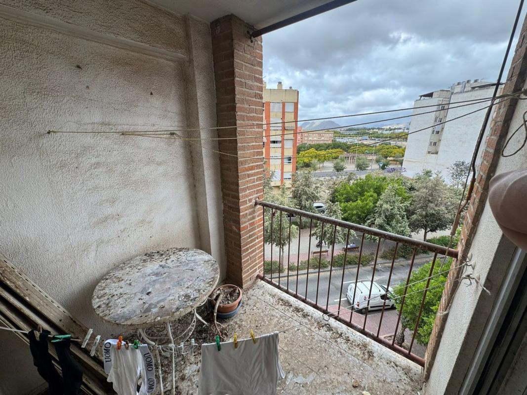 Sale of apartment in Piso en Los Ángeles, Alicante / Alacant, Alicante
photo 3