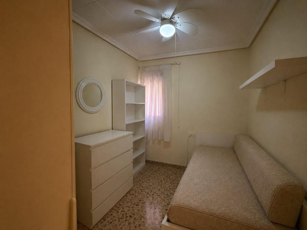 Sale of apartment in Piso en Canovas Del Castillo, Carolinas Altas, Alicante / Alacant, Alicante
photo 5
