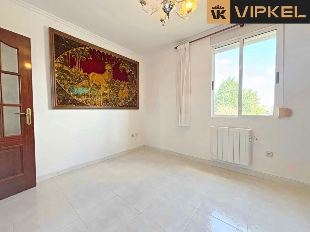 Properties for sale and rent in Spain photo 3