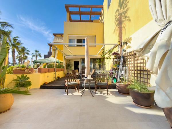 Chalet adosado en Calle Narváez, 32, La Veleta, Torrevieja photo 1